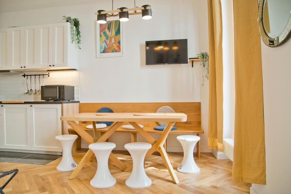 Fully Renovated Historic Apt In Heart Mouffetard Paryż Zewnętrze zdjęcie